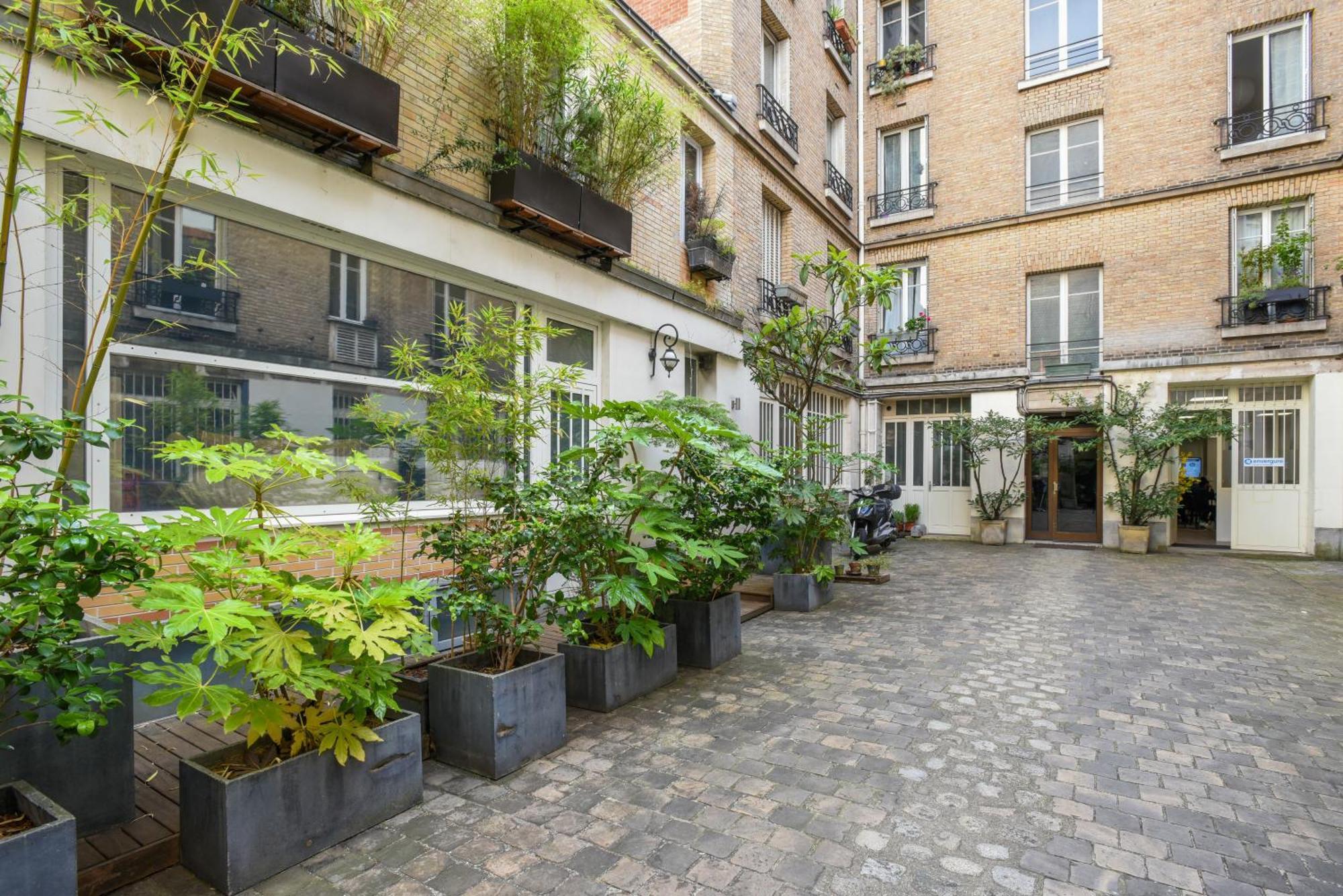 Evasion Parisienne Rue Saint Maur By Weekome Apartment Paris